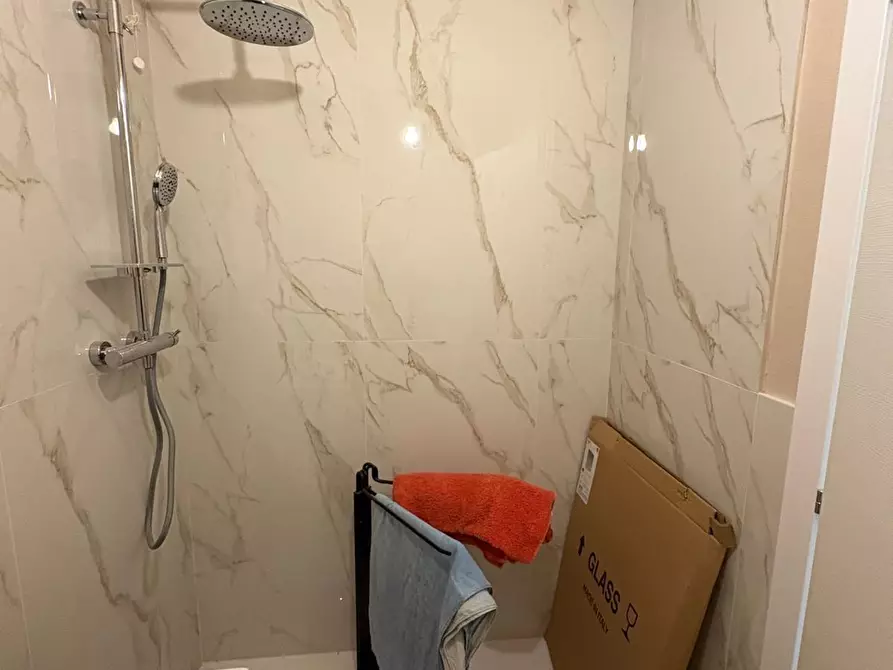 Immagine 14 di Appartamento in vendita  a Pontedera