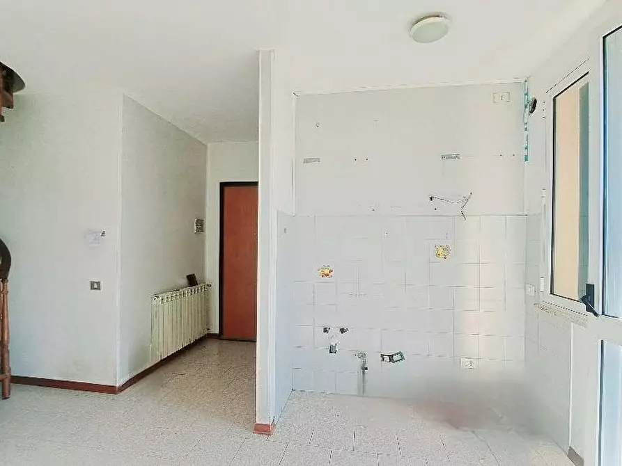 Immagine 3 di Appartamento in vendita  a Pisa