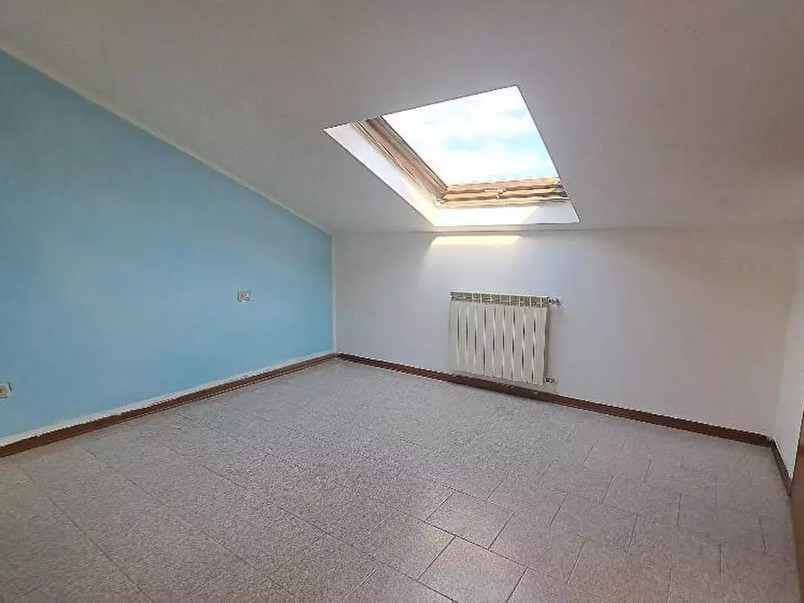 Immagine 15 di Appartamento in vendita  a Pisa