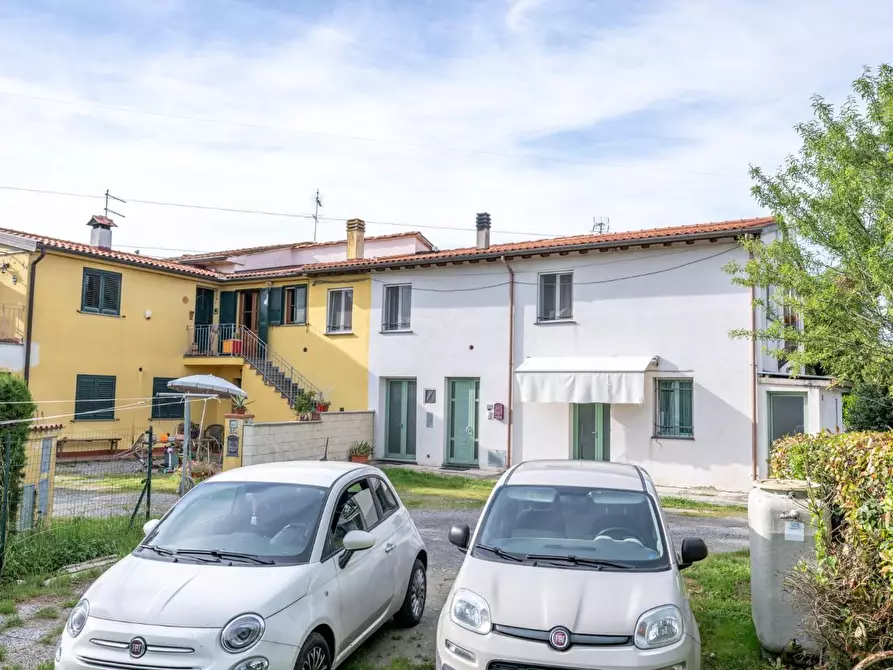 Immagine 51 di Terratetto in vendita  a Cascina