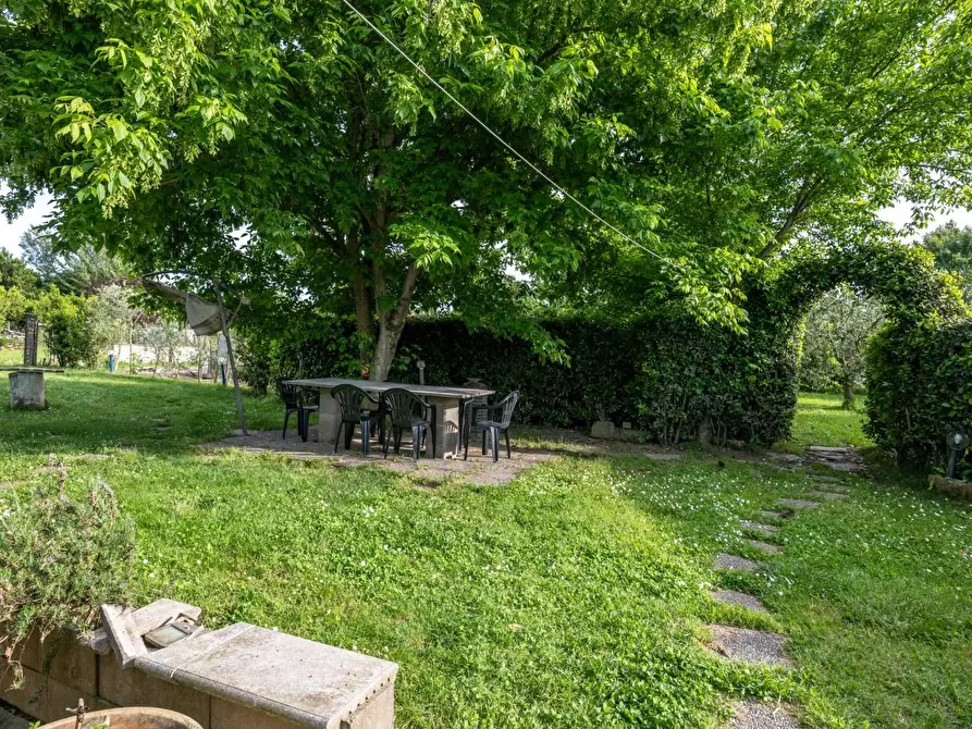 Immagine 49 di Terratetto in vendita  a Cascina