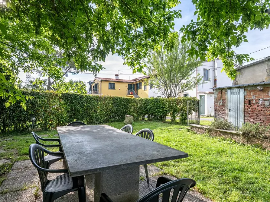 Immagine 47 di Terratetto in vendita  a Cascina