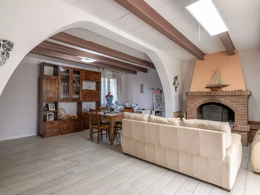 Immagine 2 di Terratetto in vendita  a Cascina