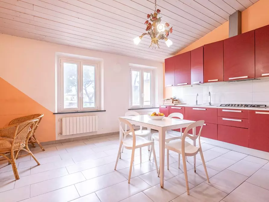 Immagine 10 di Terratetto in vendita  a Cascina