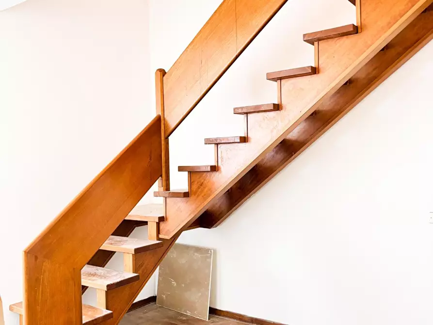 Immagine 9 di Appartamento in vendita  a Vinci