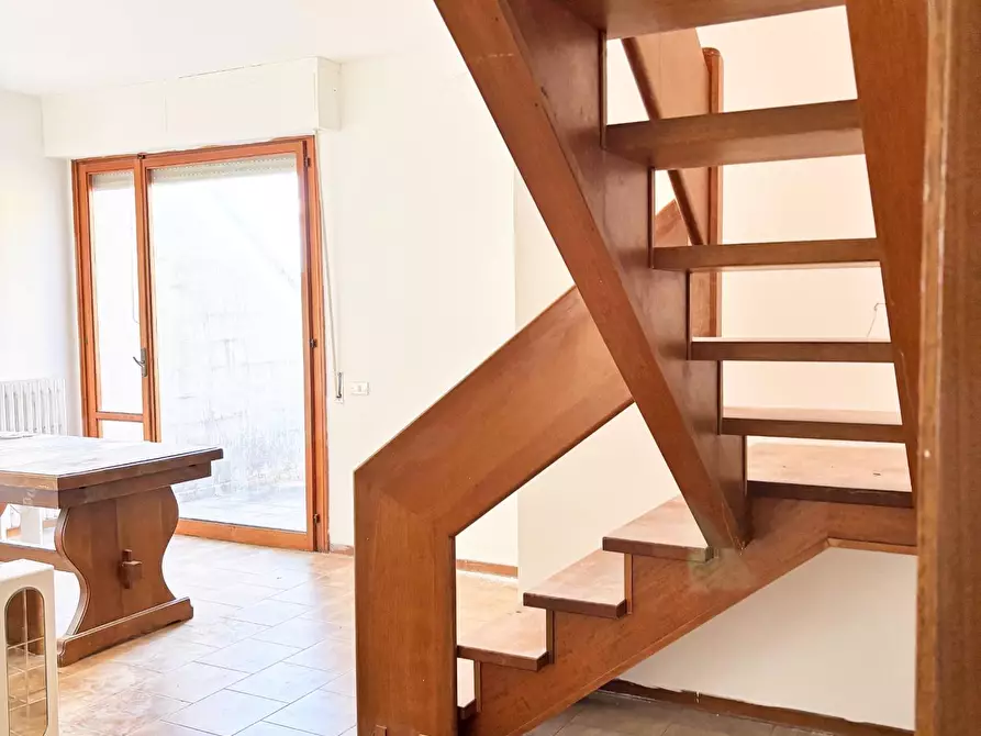 Immagine 26 di Appartamento in vendita  a Vinci