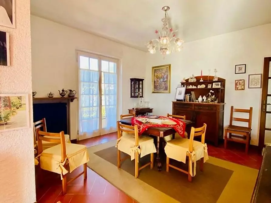 Immagine 18 di Casa indipendente in vendita  a Pietrasanta