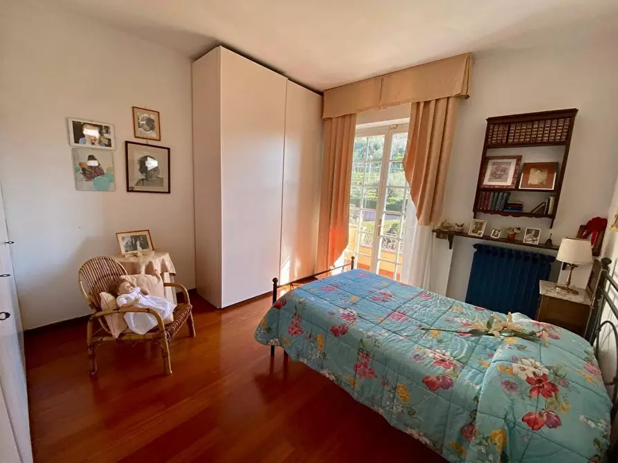 Immagine 27 di Casa indipendente in vendita  a Pietrasanta