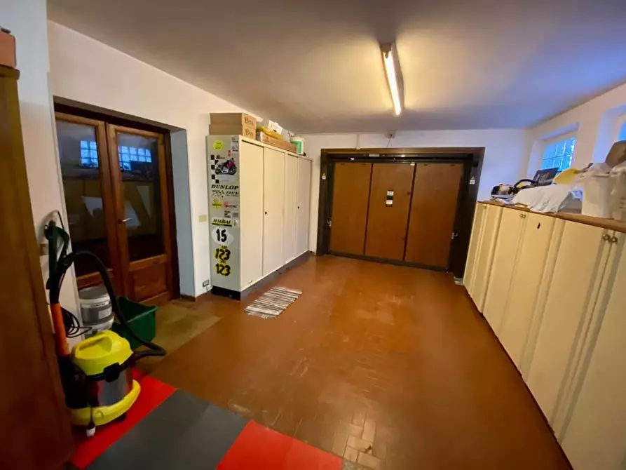 Immagine 21 di Casa indipendente in vendita  a Pietrasanta