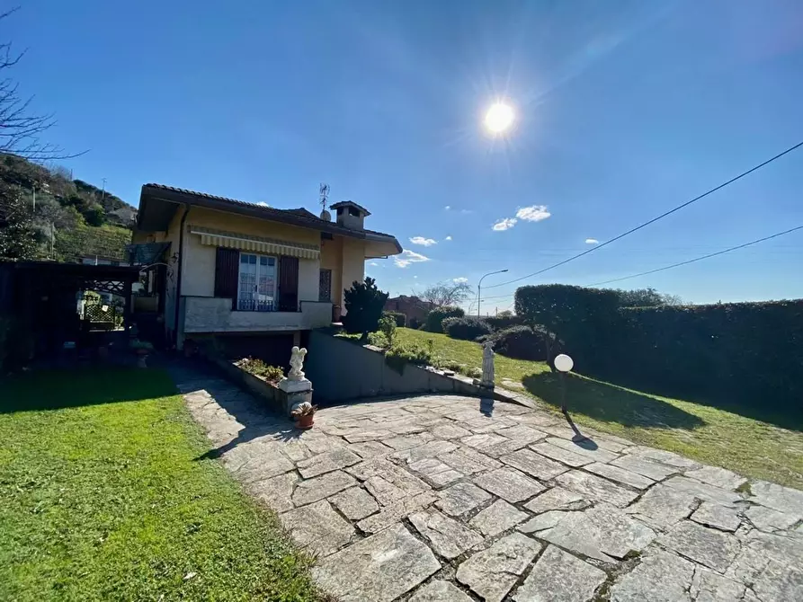 Immagine 33 di Casa indipendente in vendita  a Pietrasanta