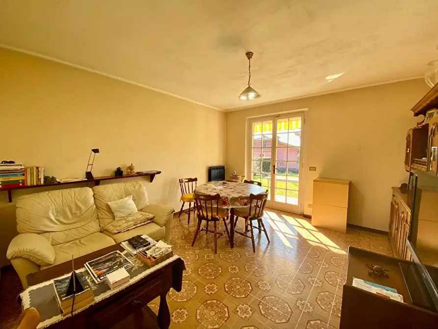 Immagine 4 di Casa indipendente in vendita  a Pietrasanta