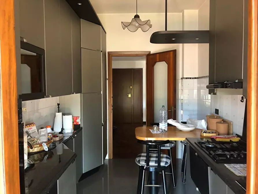 Immagine 6 di Mansarda in vendita  a Massa