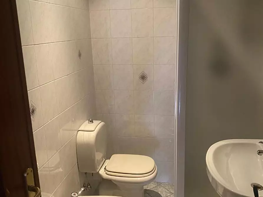 Immagine 8 di Mansarda in vendita  a Massa