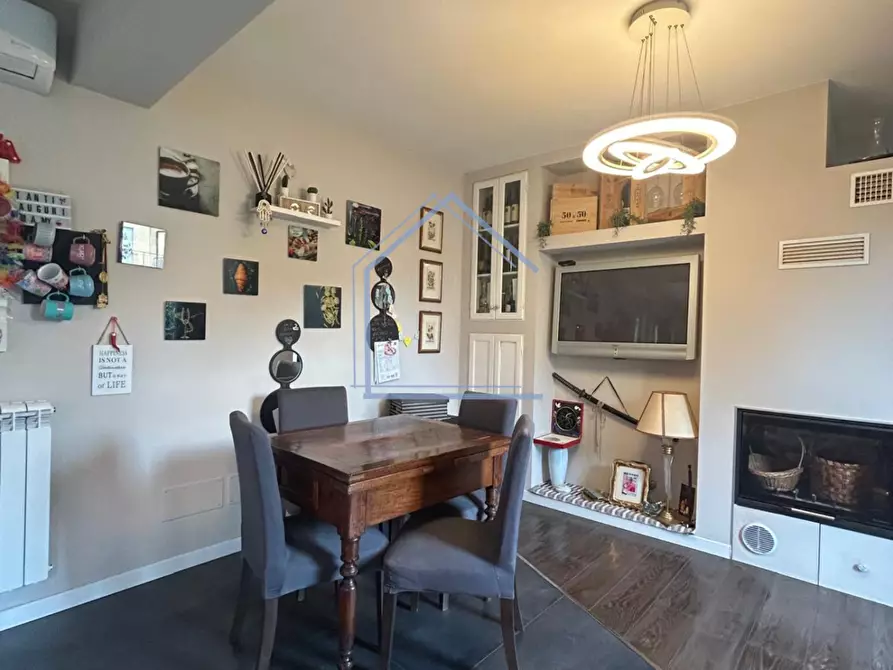 Immagine 23 di Villa in vendita  a Massarosa