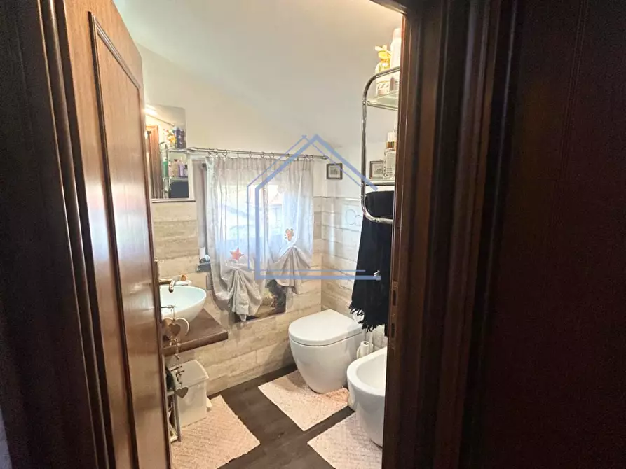 Immagine 51 di Villa in vendita  a Massarosa