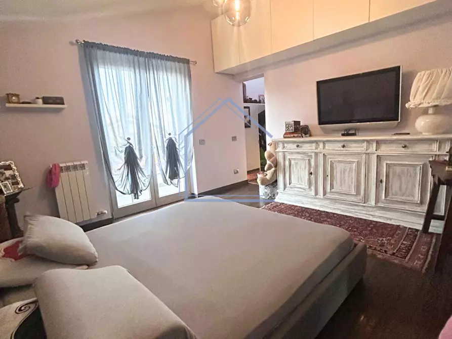 Immagine 49 di Villa in vendita  a Massarosa