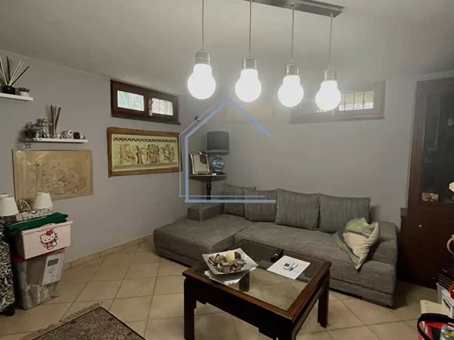 Immagine 12 di Villa in vendita  a Massarosa