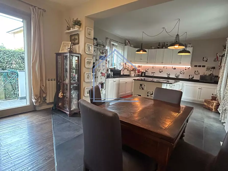 Immagine 52 di Villa in vendita  a Massarosa