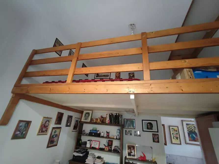 Immagine 7 di Casa indipendente in vendita  a Campiglia Marittima