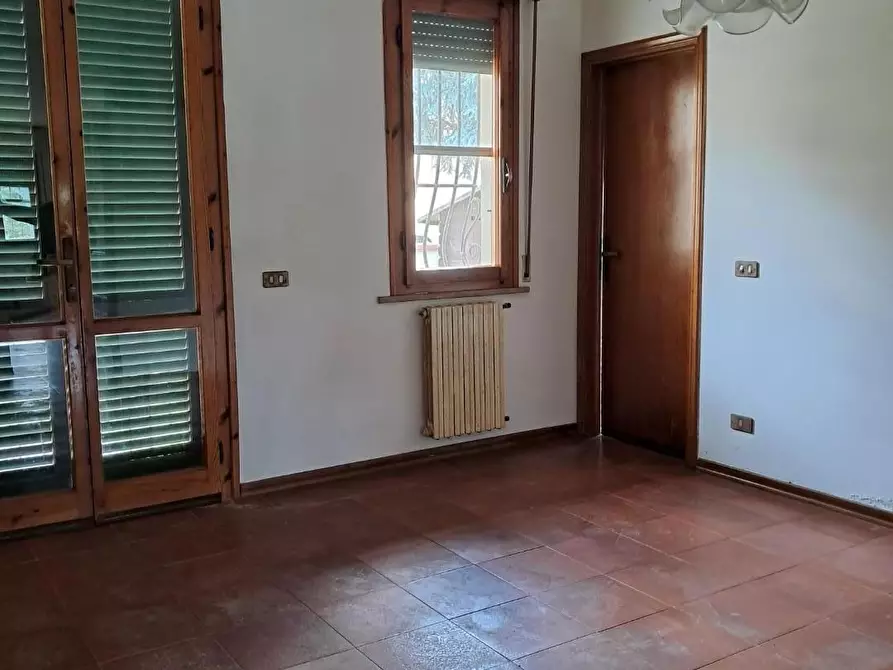 Immagine 5 di Villetta a schiera in vendita  a Cascina