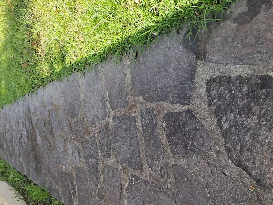 Immagine 30 di Villetta a schiera in vendita  a Cascina