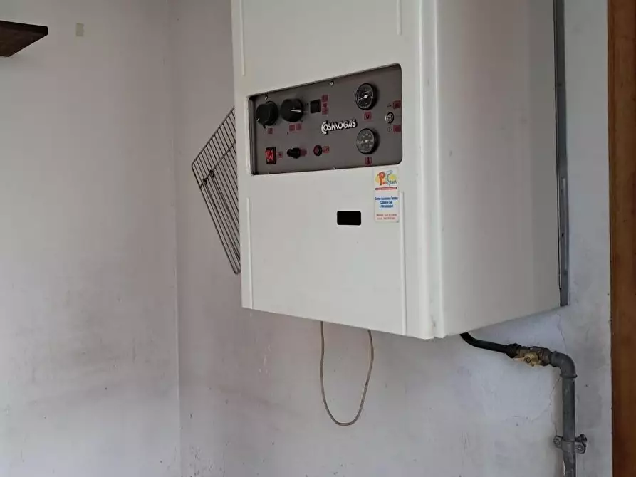 Immagine 17 di Villetta a schiera in vendita  a Cascina