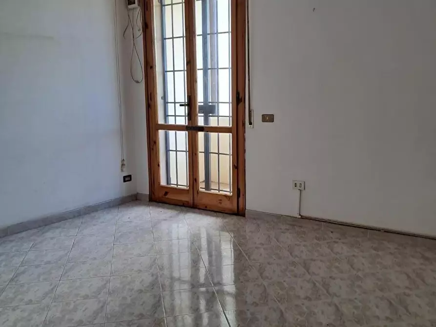 Immagine 21 di Villetta a schiera in vendita  a Cascina