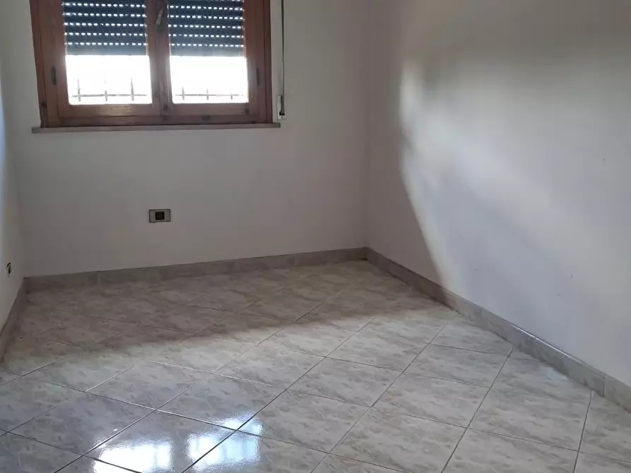 Immagine 3 di Villetta a schiera in vendita  a Cascina