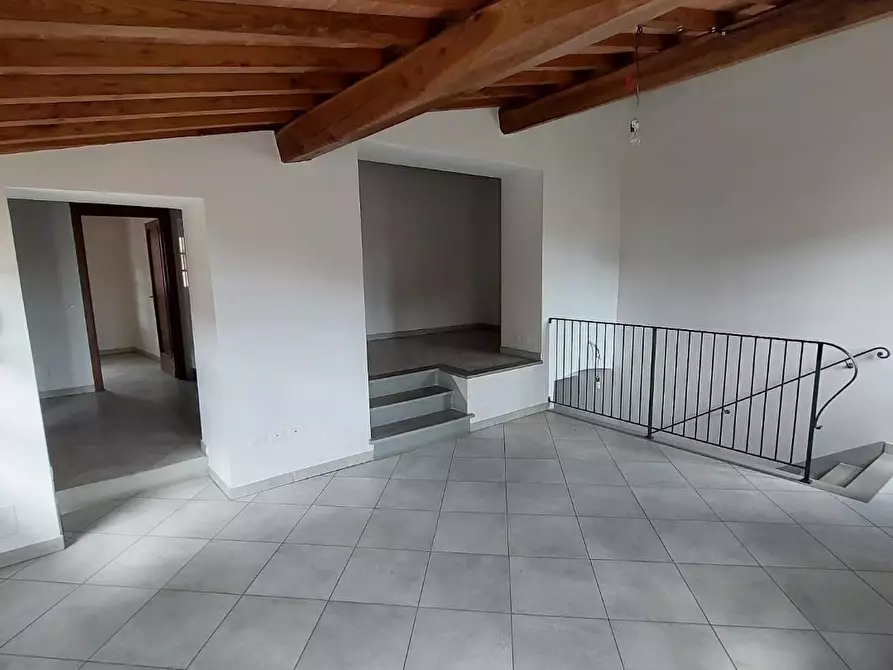 Immagine 5 di Terratetto in affitto  a Buti