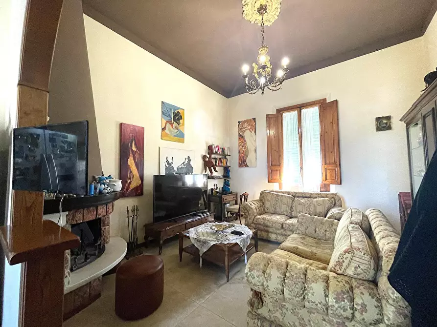 Immagine 9 di Appartamento in vendita  a Vinci