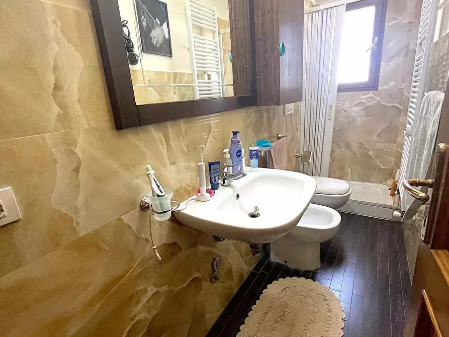 Immagine 33 di Appartamento in vendita  a Vinci