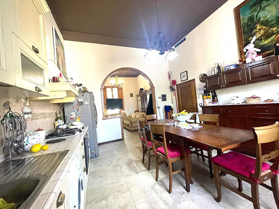 Immagine 8 di Appartamento in vendita  a Vinci