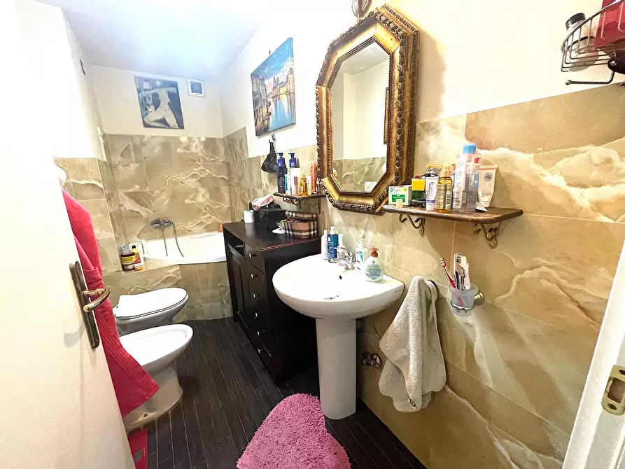 Immagine 31 di Appartamento in vendita  a Vinci