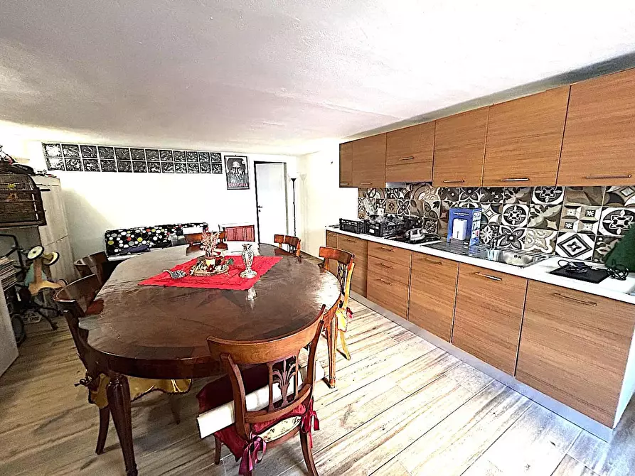 Immagine 35 di Appartamento in vendita  a Vinci