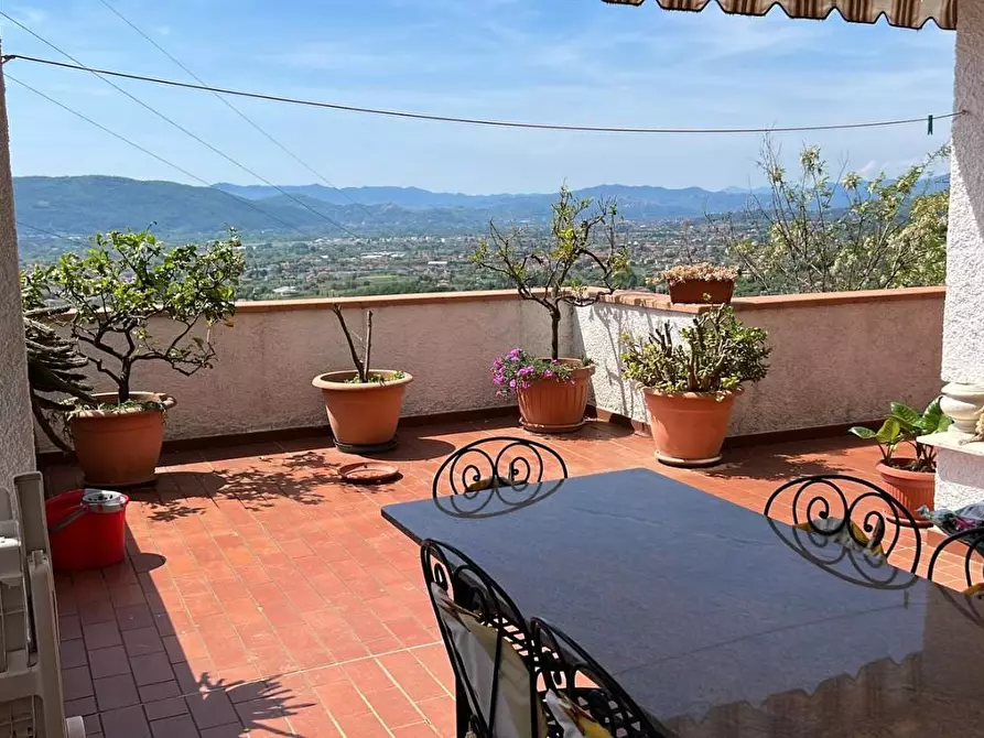 Immagine 19 di Appartamento in vendita  a Ortonovo