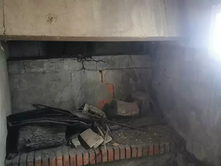 Immagine 17 di Porzione di casa in vendita  a Lajatico