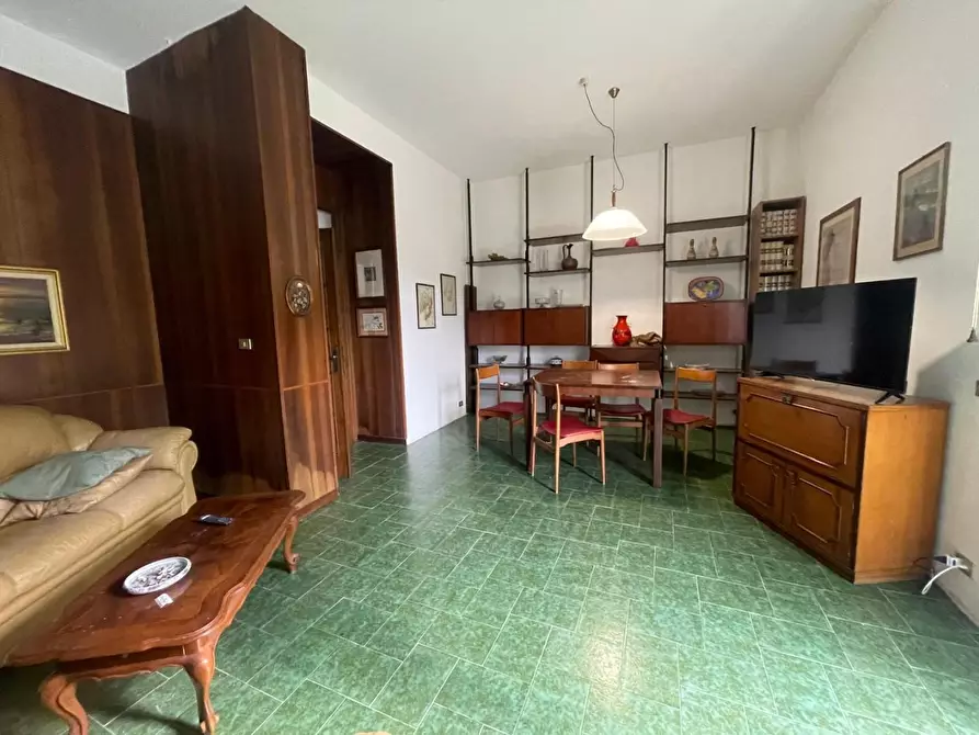 Immagine 7 di Casa indipendente in vendita  a Carrara