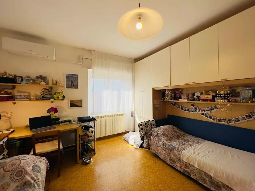 Immagine 33 di Appartamento in vendita  a Carrara