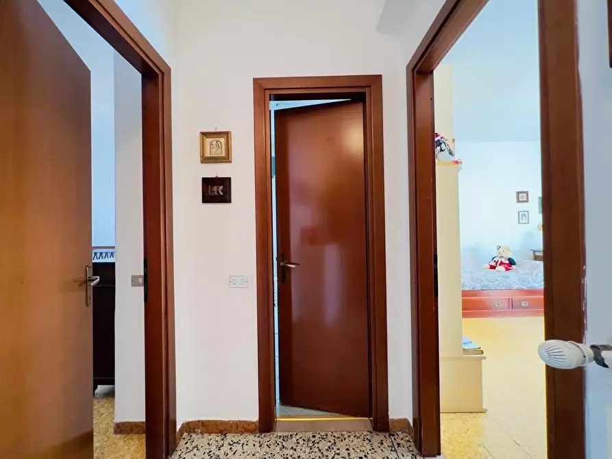 Immagine 38 di Appartamento in vendita  a Carrara