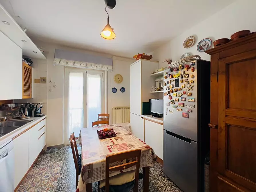 Immagine 20 di Appartamento in vendita  a Carrara