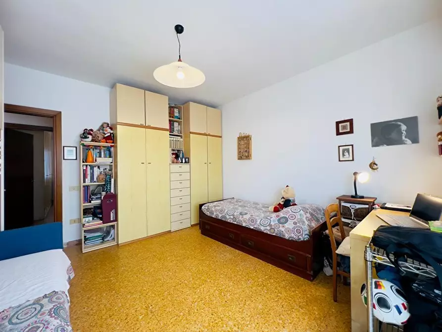 Immagine 34 di Appartamento in vendita  a Carrara