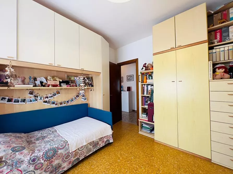 Immagine 36 di Appartamento in vendita  a Carrara