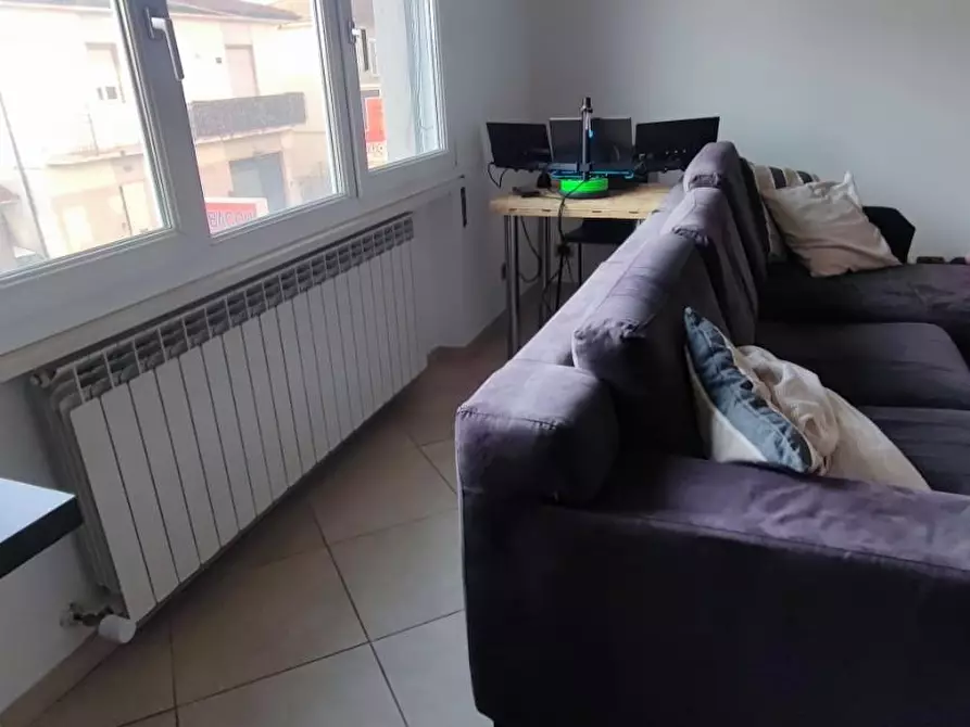 Immagine 11 di Appartamento in vendita  a Viareggio