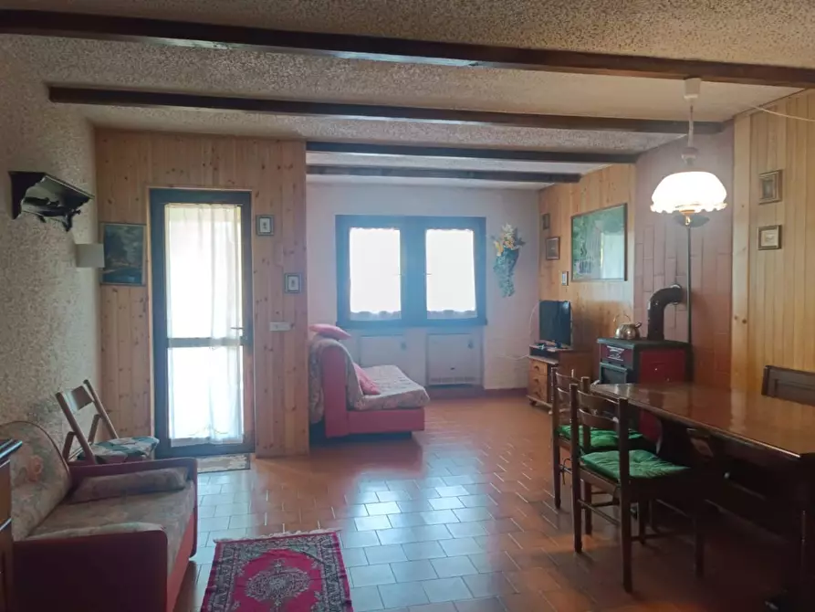 Immagine 10 di Appartamento in vendita  a Castiglione Di Garfagnana