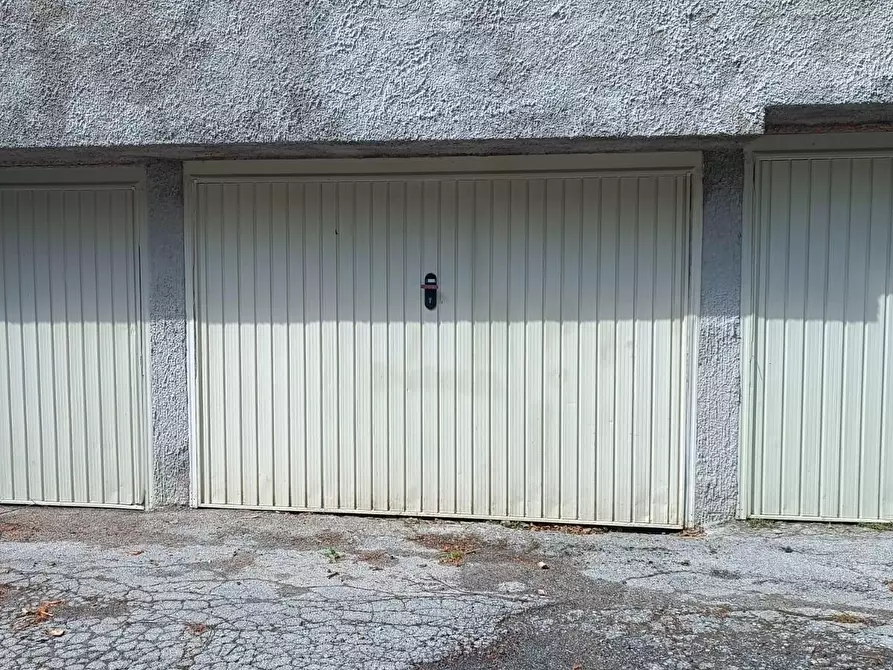 Immagine 8 di Appartamento in vendita  a Castiglione Di Garfagnana