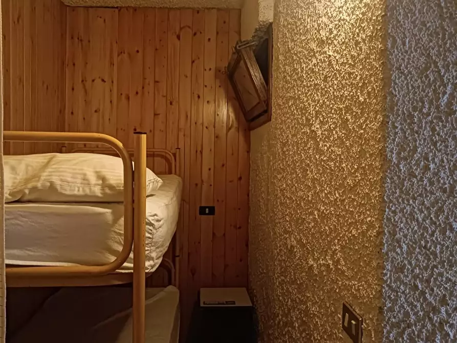 Immagine 12 di Appartamento in vendita  a Castiglione Di Garfagnana