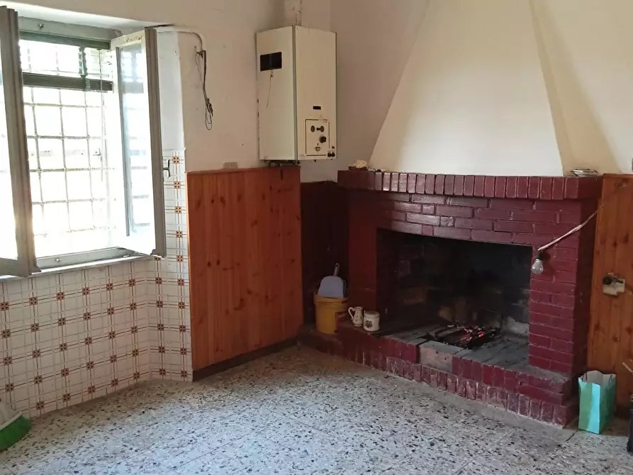 Immagine 4 di Casa semindipendente in vendita  a Fivizzano