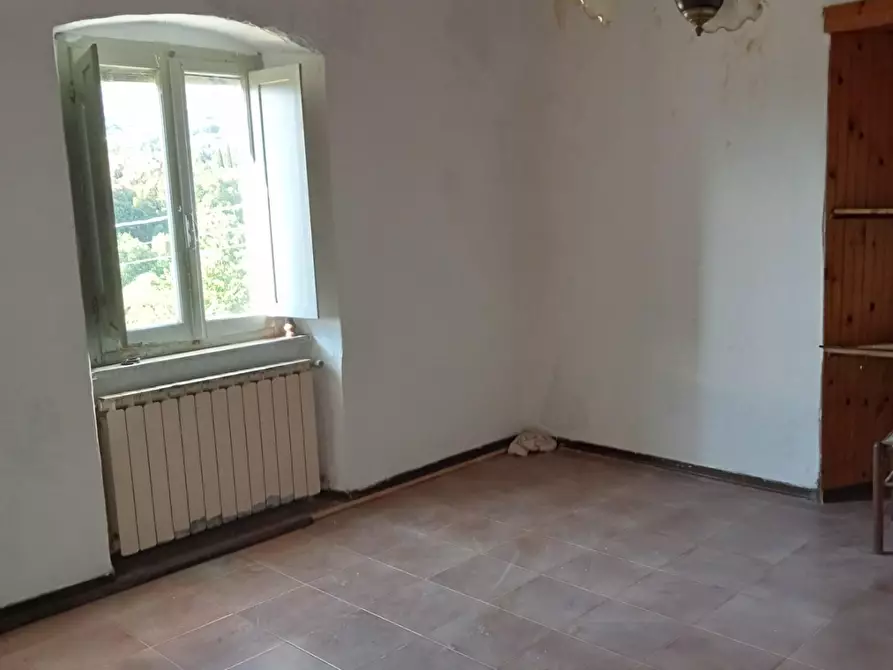 Immagine 12 di Casa semindipendente in vendita  a Fivizzano