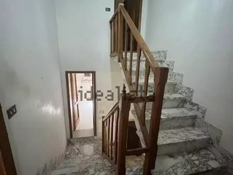 Immagine 2 di Villetta a schiera in vendita  a Viareggio