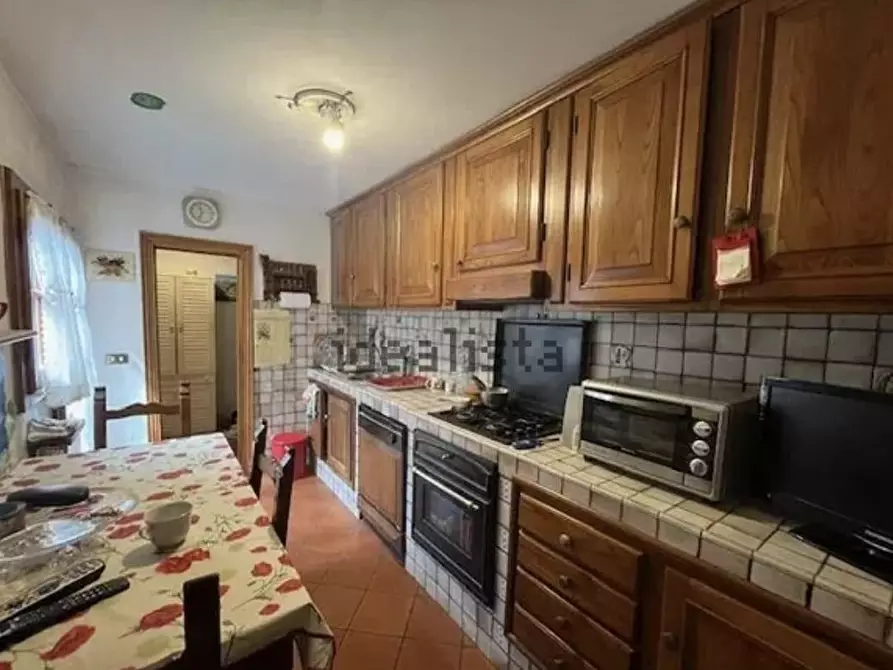 Immagine 6 di Villetta a schiera in vendita  a Viareggio